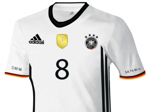 Das neue DFB Trikot 2016 zur Fußball EM 